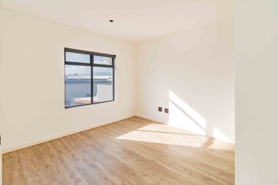 4 Bedroom Property for Sale in Sandown Western Cape